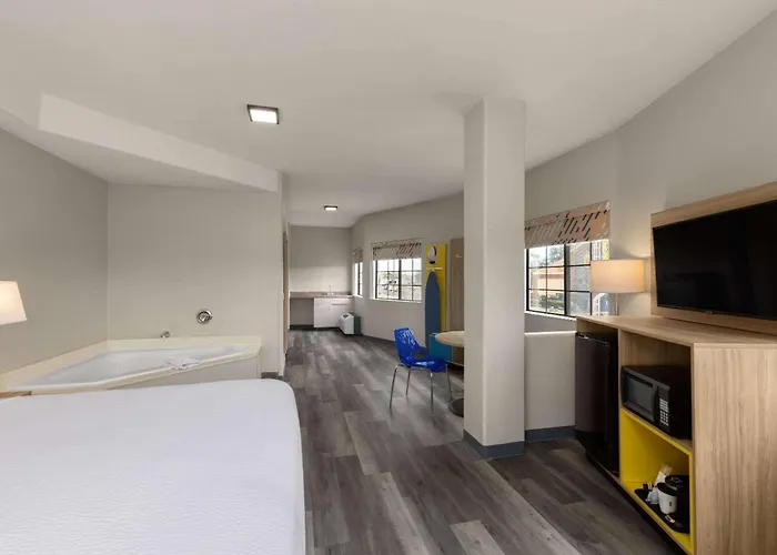 Days & By Wyndham Tucson/marana Hotel 2*