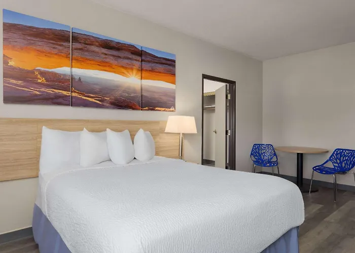 Days & By Wyndham Tucson/marana Hotel