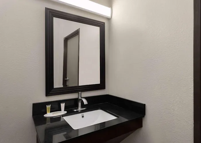 Hotel Days & By Wyndham Tucson/marana 2*