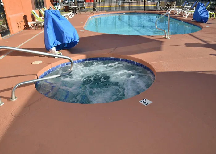 Days & By Wyndham Tucson/marana