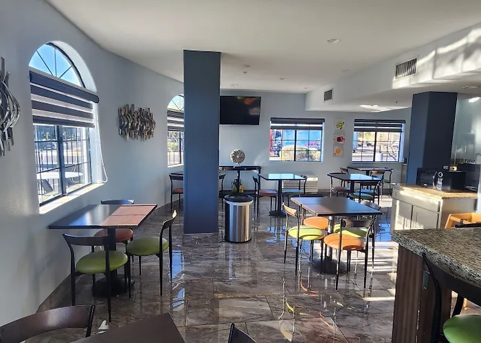 Days & By Wyndham Tucson/marana